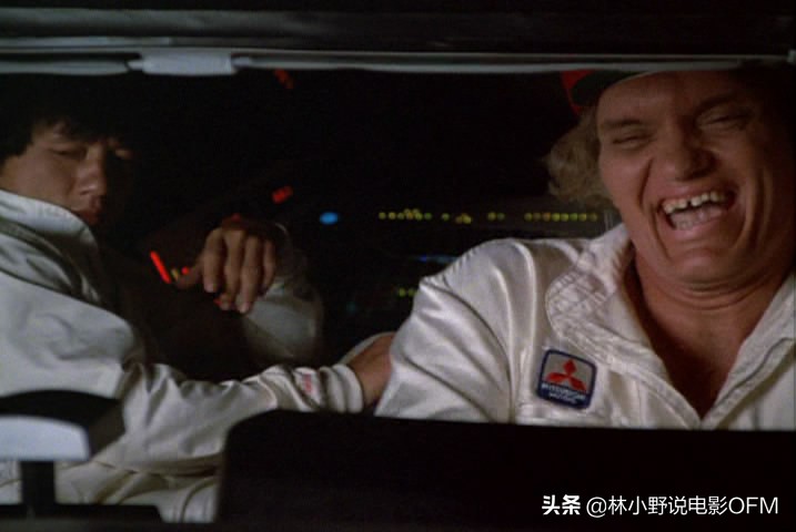 007大钢牙视频,007大钢牙咬死鲨鱼