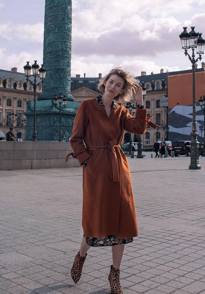 你还在买这么贵的大衣吗,买了件比较贵的大衣有些后悔