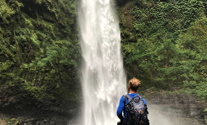 在乌布打个盹然后去吉利岛撒欢