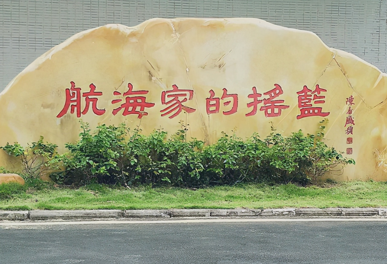 广东能考公务员的专科院校,适合考公务员的广东民办本科学校