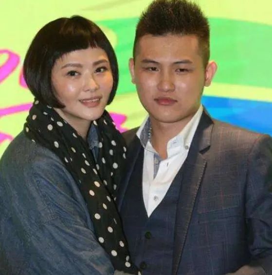 44岁女星被切除器官,44岁女明星剖腹生孩子