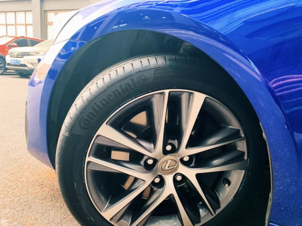 可以不换原厂轮胎吗,有没有必要换原厂好轮胎