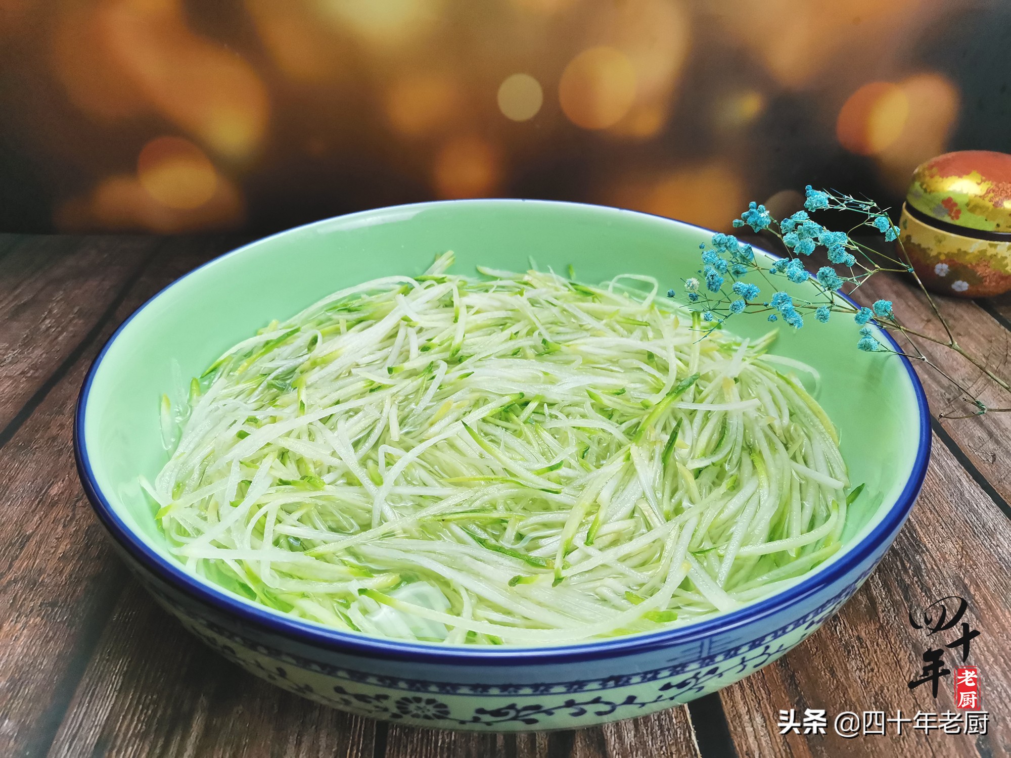 萝卜丝炒大虾做法,萝卜丝炒大虾