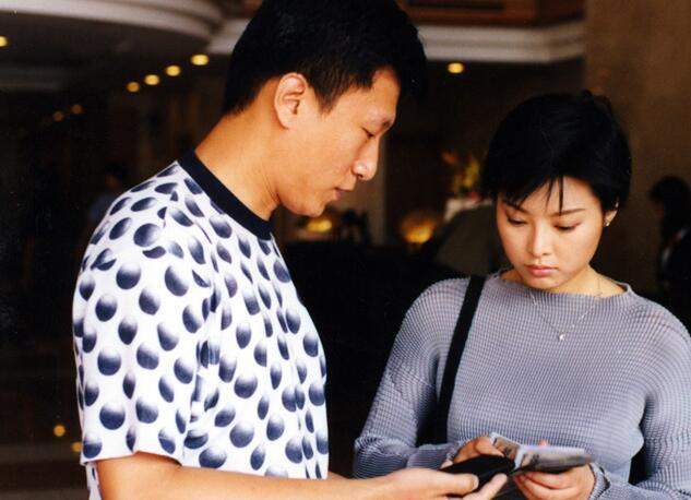 孙红雷时刻保持优雅,孙红雷冷静思考完整版