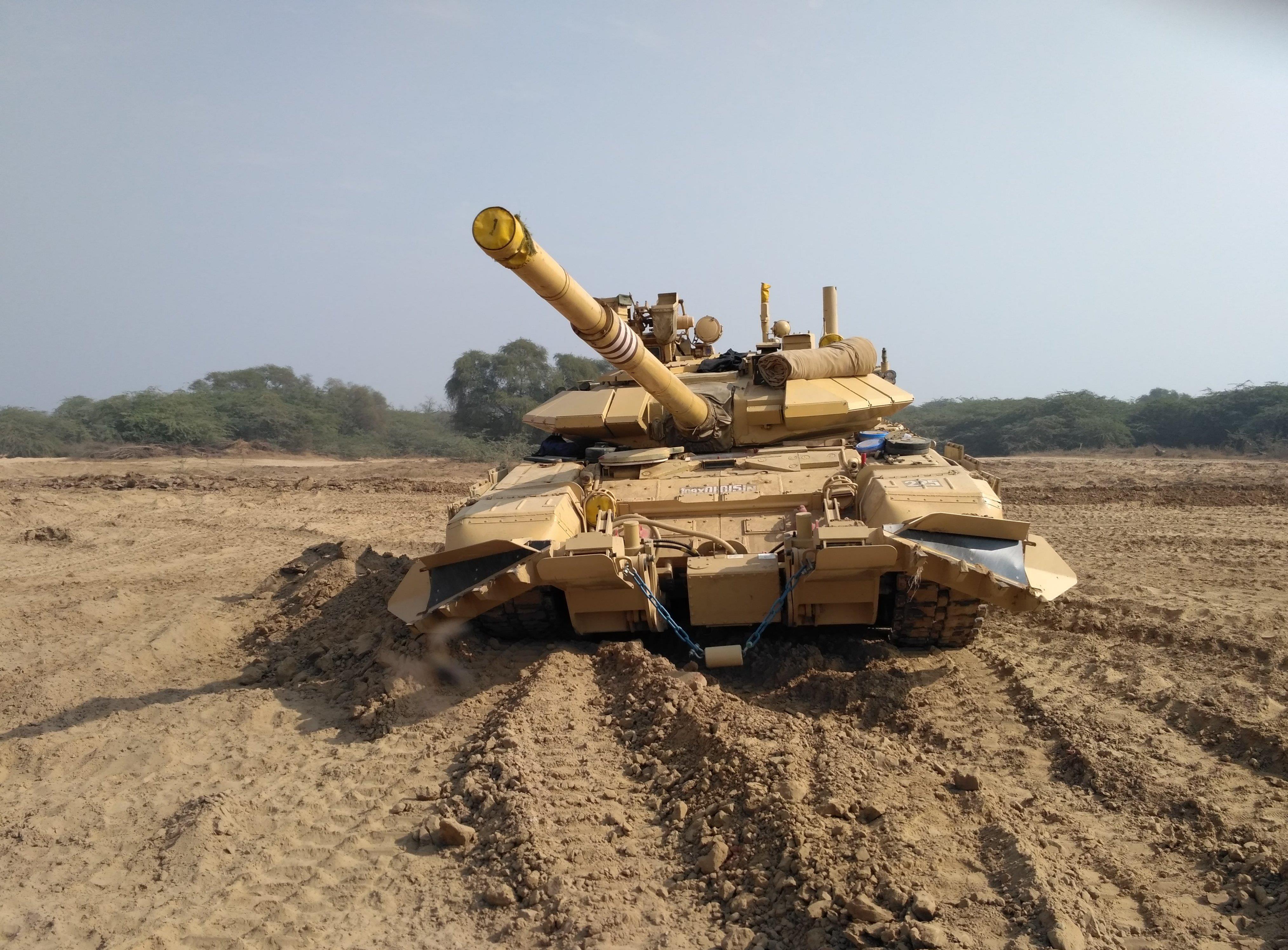 危险动作草原骑兵,印军主战坦克高原