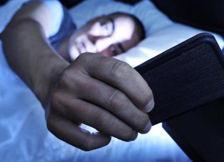 上不良网站会导致wifi故障吗,手机连接wifi有安全风险怎么解决