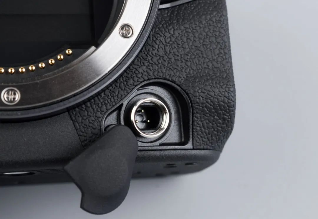 佳能eosr5对比佳能eosr5cc测评,佳能eosr5相机深度测评