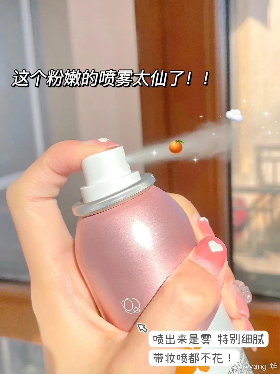 精致女孩的包包里装什么呢,精致女性的包包里藏着多少小秘密