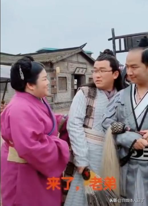 姜涛和陆超谁更火 (姜涛与陆超连麦)