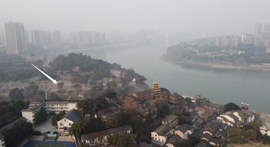 号外!重庆网红磁器口旁惊现无人区,网红打卡地缘何沦为空城?