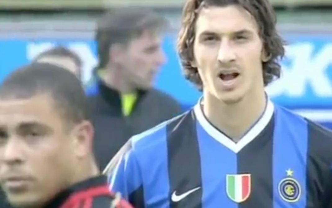 世上只有一个罗纳尔多完整版,一代球王外星人罗纳尔多