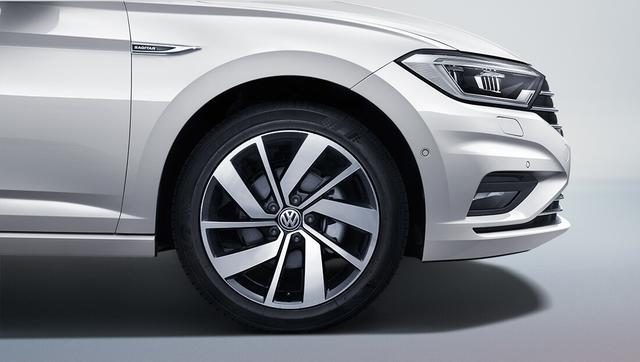 汽车销量排行榜中哪款车值得购买,十万预算买车排行榜