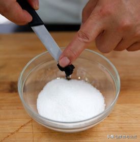 只用香蕉和巧克力做的布朗尼蛋糕,一个简易蛋糕的制作