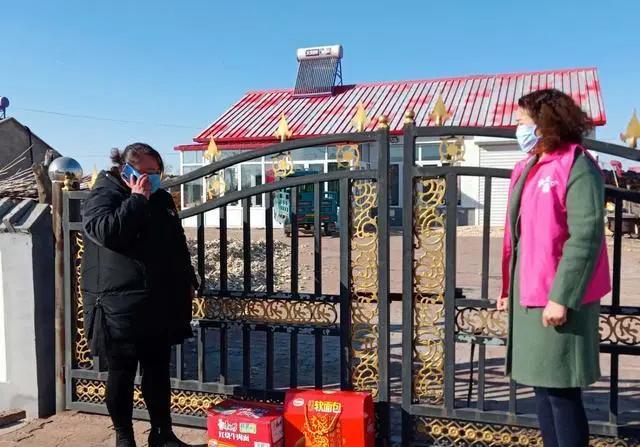 【冲在抗“疫”一线最美的“她”】“辣妹子”巾帼志愿者的领头雁于萍