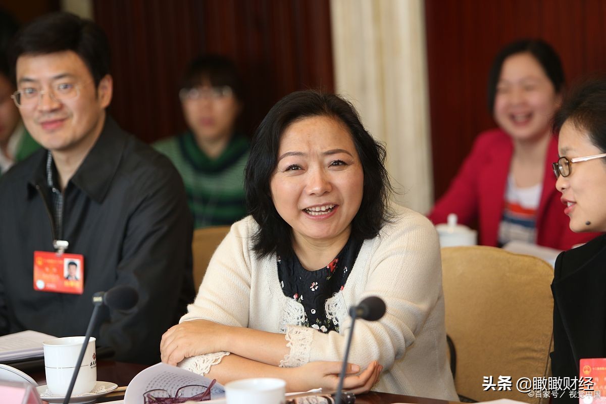 中国房地产女首富,中国女富豪排行榜碧桂园