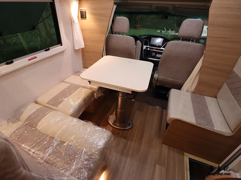 依维柯宝迪b型房车无中门版,依维柯宝迪c型房车