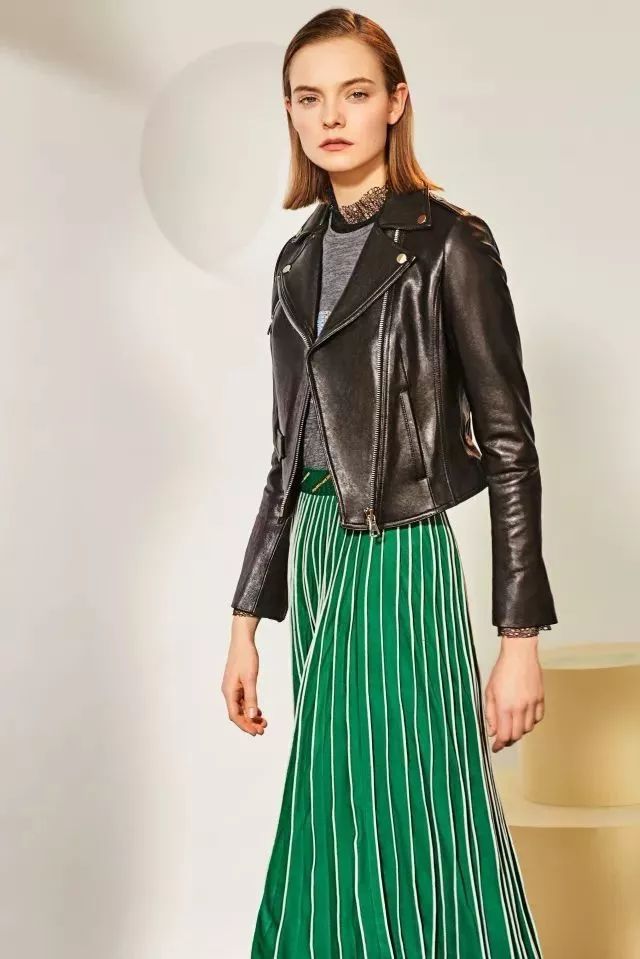 江南布衣和地素哪个好,地素和江南布衣是一家吗