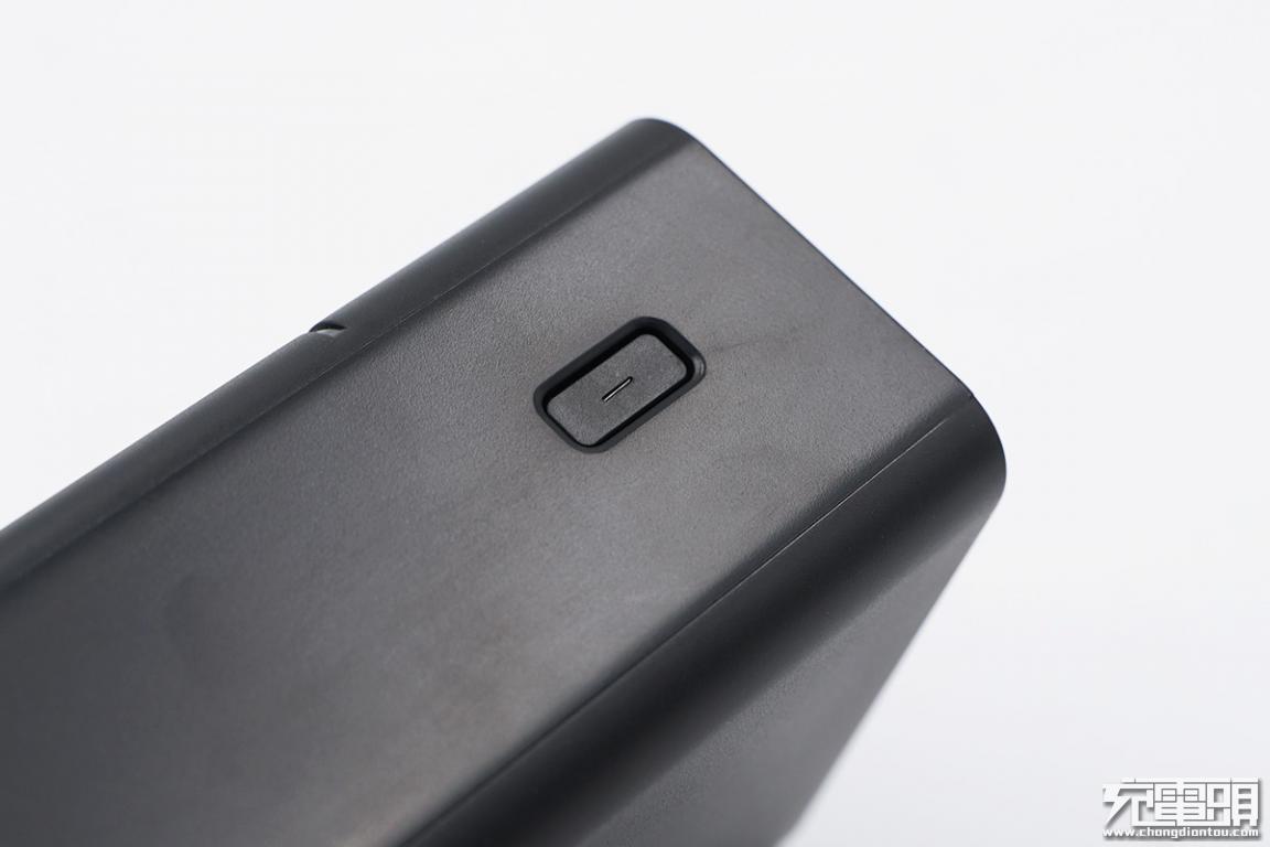 爱国者充电宝大容量20000快充,爱国者40000充电宝测评