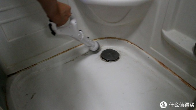 家庭清洁好帮手好用方便更洁净,家庭智能自动清洁设备