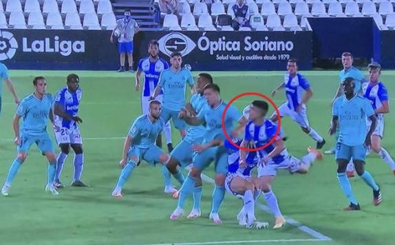 皇马连续罚丢三个点球,皇马三连丢点球