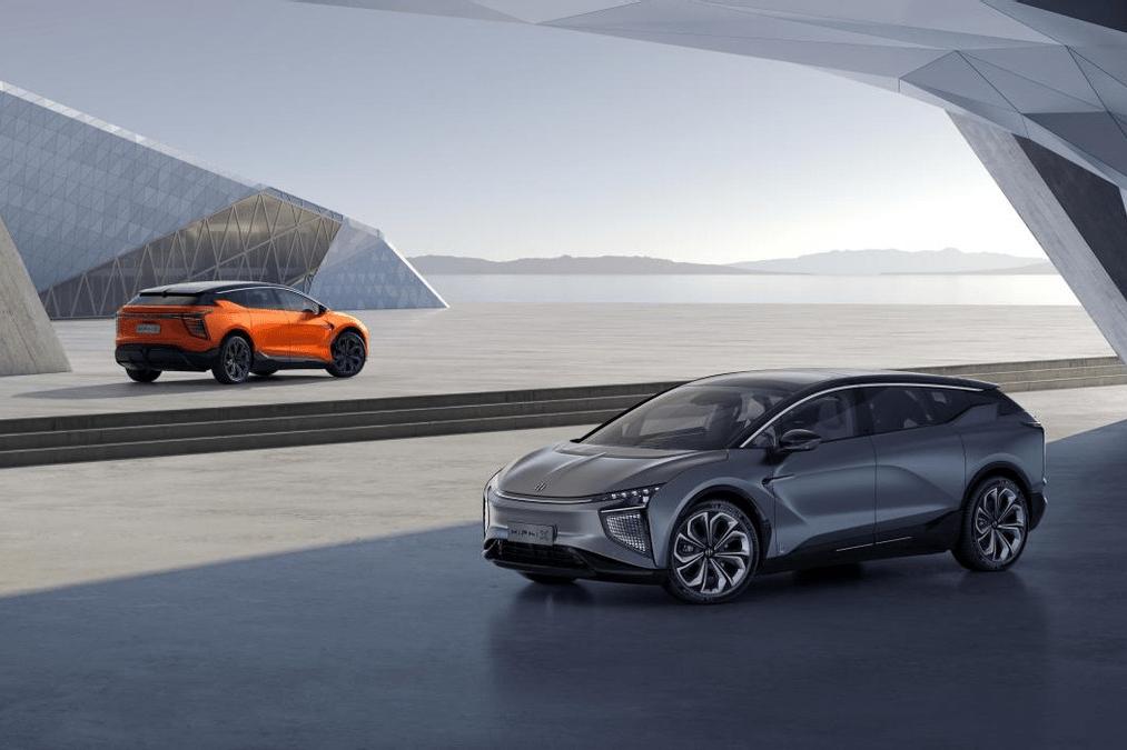 造车新势力的“异类”,华人运通的“副业”,高合什么来头?