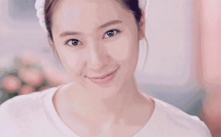 素颜霜自然焕亮裸妆懒人滋润,素颜霜美湿懒人霜