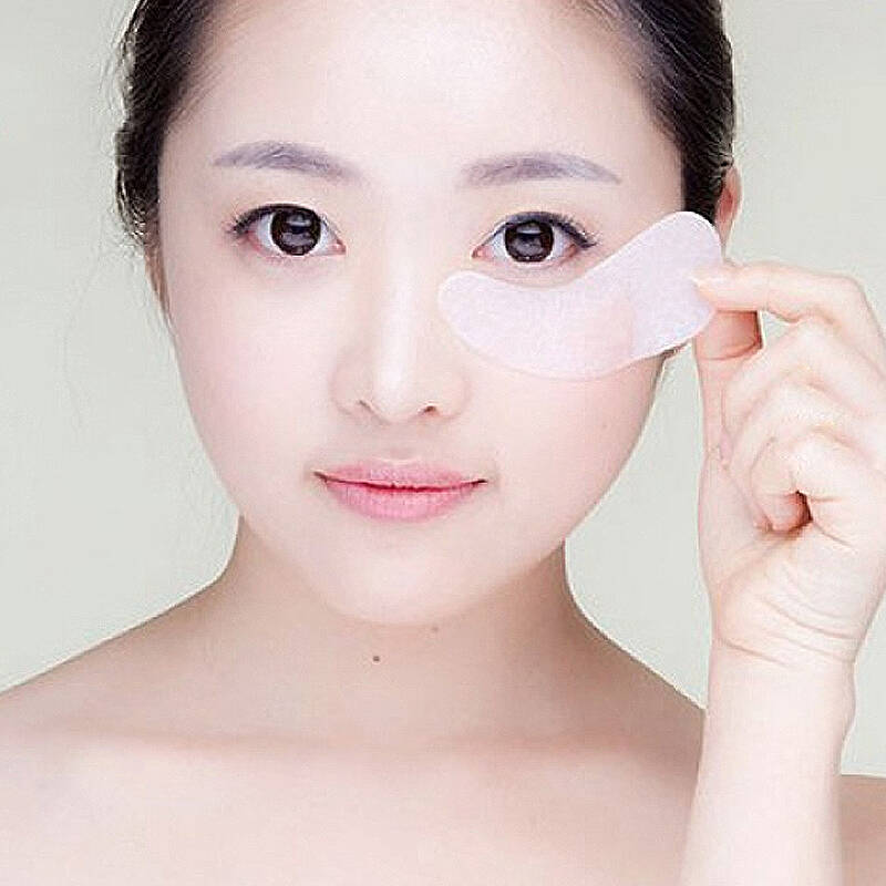 眼膜的正确使用方法,眼膜的正确使用方法去黑眼圈