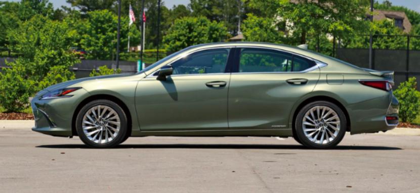 a6l和雷克萨斯rx300哪个长,a6l与雷克萨斯e300