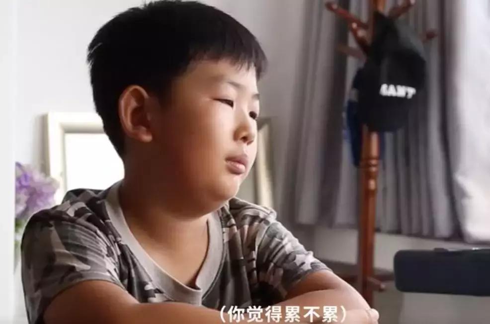 三个中产娃的暑假：每个孩子至少5个兴趣班，总开销4-8万