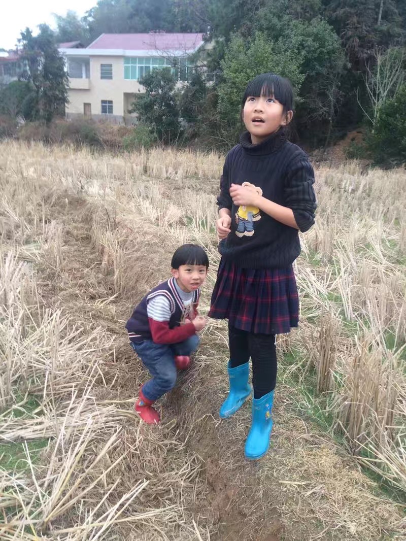 原创：两孩子是我的祖先