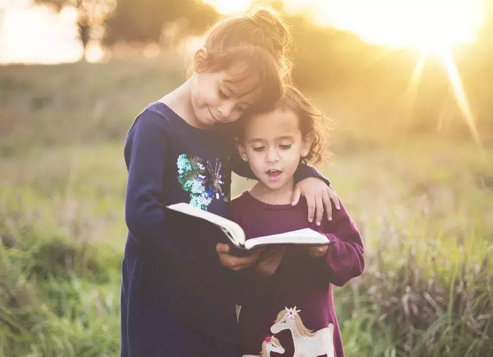 浅谈如何培养孩子的深度阅读,怎样培养一个爱阅读的孩子