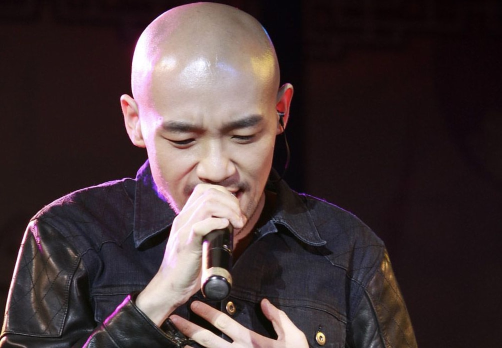 继宋冬野后李代沫也想复出，酒吧演出被人举报，相关部门紧急叫停