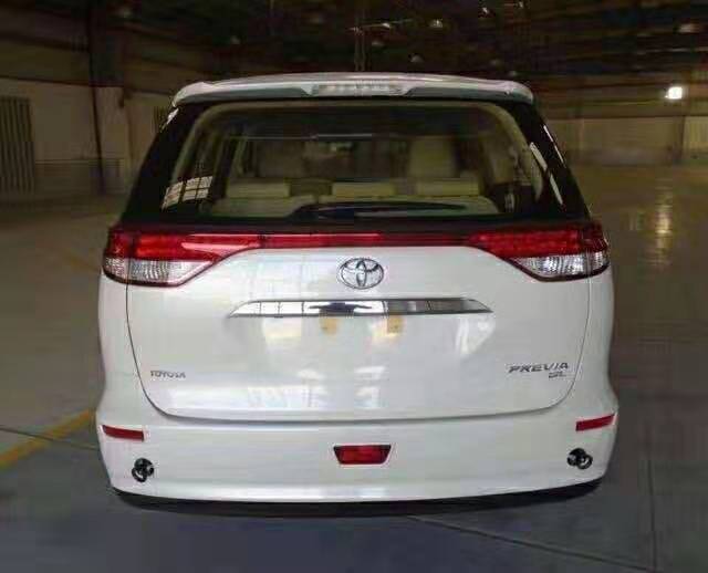 十几年不怎么改款,却依旧耐看2019款丰田大霸王普瑞维亚