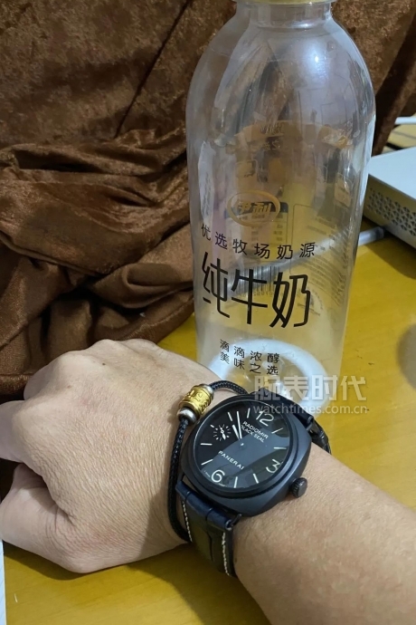 网友晒上千万的手表,网友晒1300手表