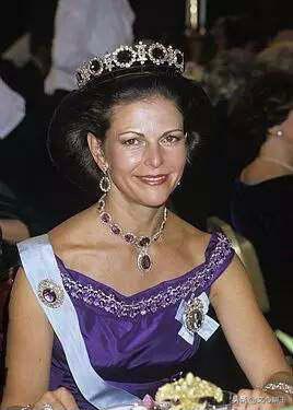 高级珠宝价位,最贵的珠宝是翡翠吗