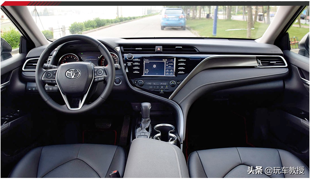 买车应该选哪个颜色内饰,划重点用几个颜色