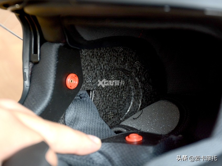 ava碳纤维全盔,ava王朝碳纤维全盔怎么样