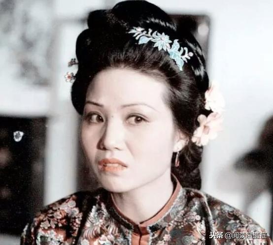 为什么探春和赵姨娘的关系不好,赵姨娘和探春为什么吵架