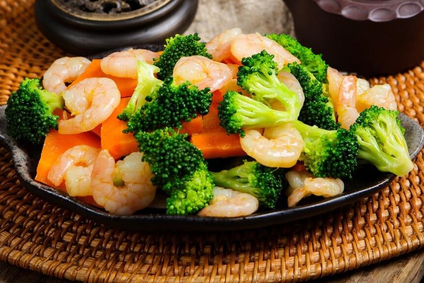 西兰花用开水焯一下能去掉虫卵吗,西兰花里面的虫卵高温可以杀死吗