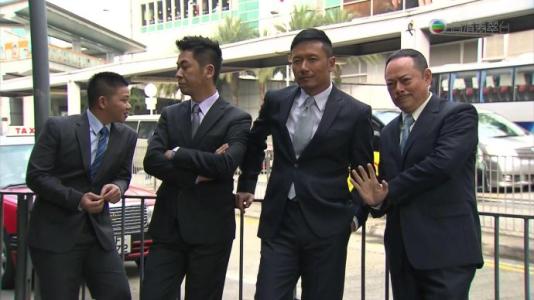 苗侨伟无线五虎互相帮助,五虎苗侨伟三哥