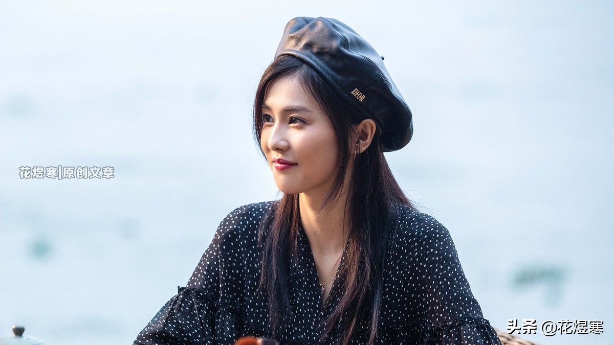 任嘉伦白鹿一生一世路透情侣装,一生一世任嘉伦白鹿亲吻脸颊路透