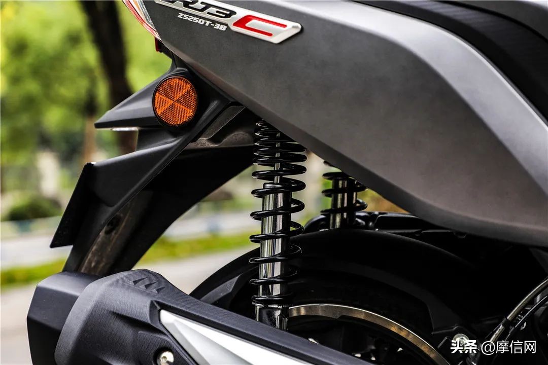 1万至2万左右公认最好踏板摩托车,2万元踏板排行