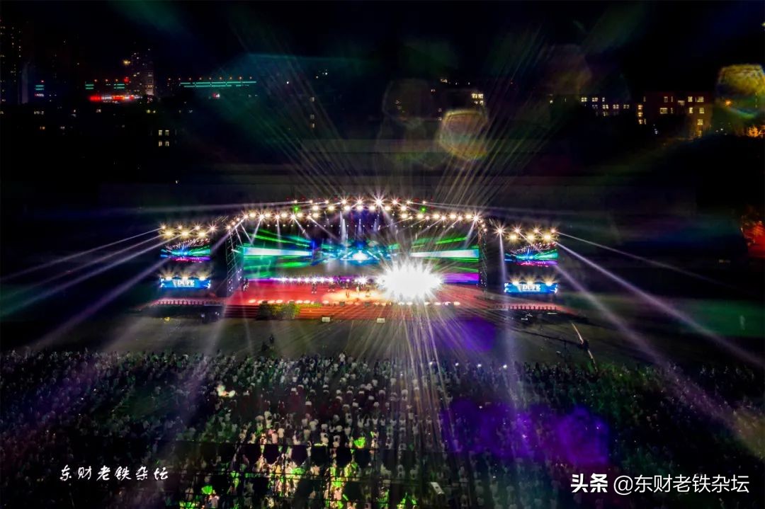 梦幻光雾山夜景演出,梦幻光影星空馆