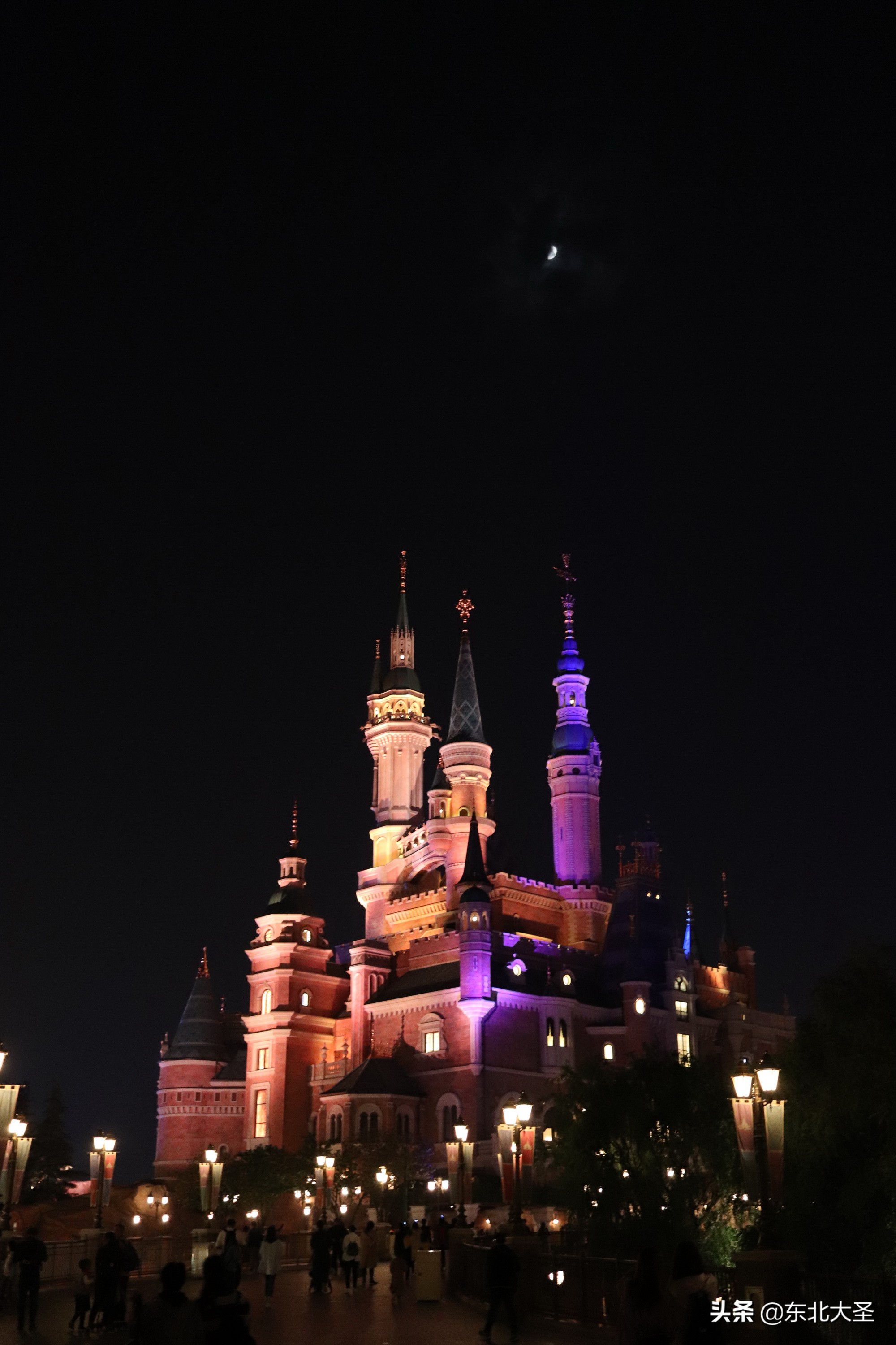 西湖迪士尼自由行攻略,上海南京杭州5日游攻略迪士尼