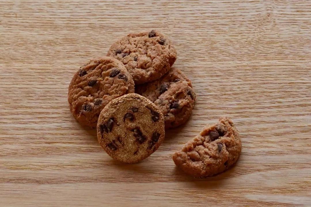 用针作画骗人的案例,用针作画骗局揭秘