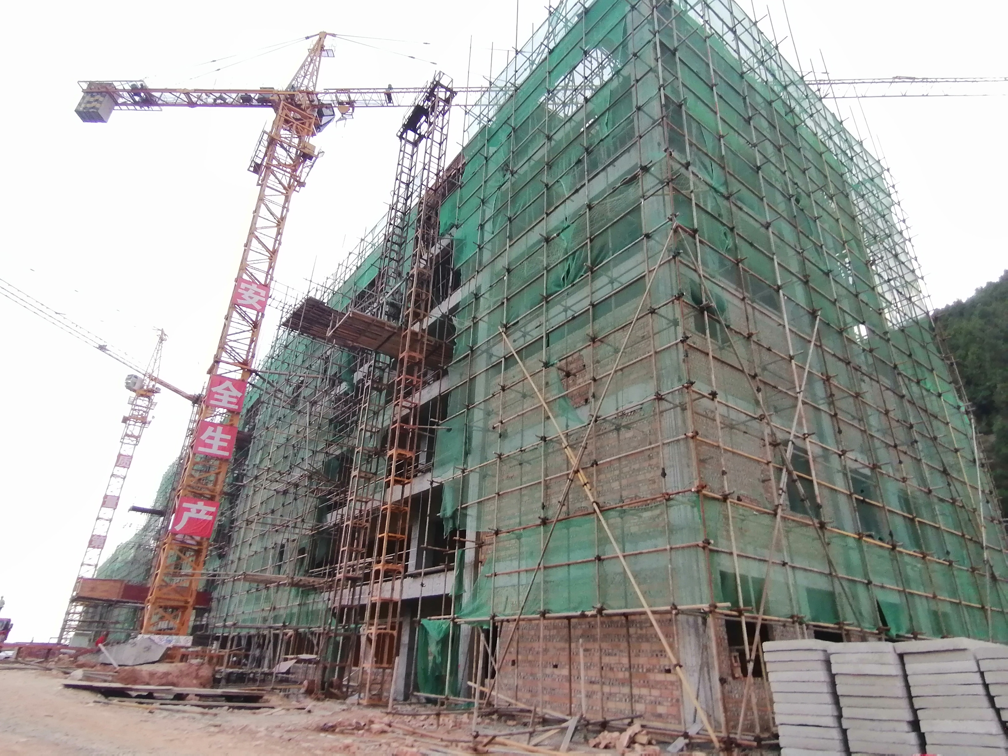 想建房子需要什么手续,楼房式猪场漏粪设计图