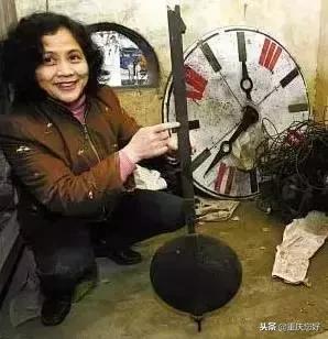 重庆解放碑塔钟视频,重庆解放碑的钟每天都会敲吗