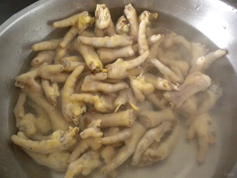 凤爪哥泰式柠檬凤爪创始人,凤爪最正宗的制作方法