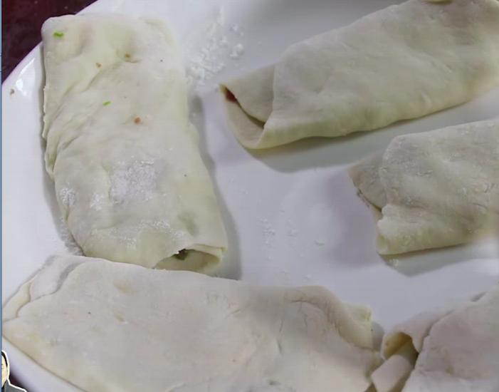 土豆牛肉煎饼家常做法,给小孩做牛肉煎饼怎么做