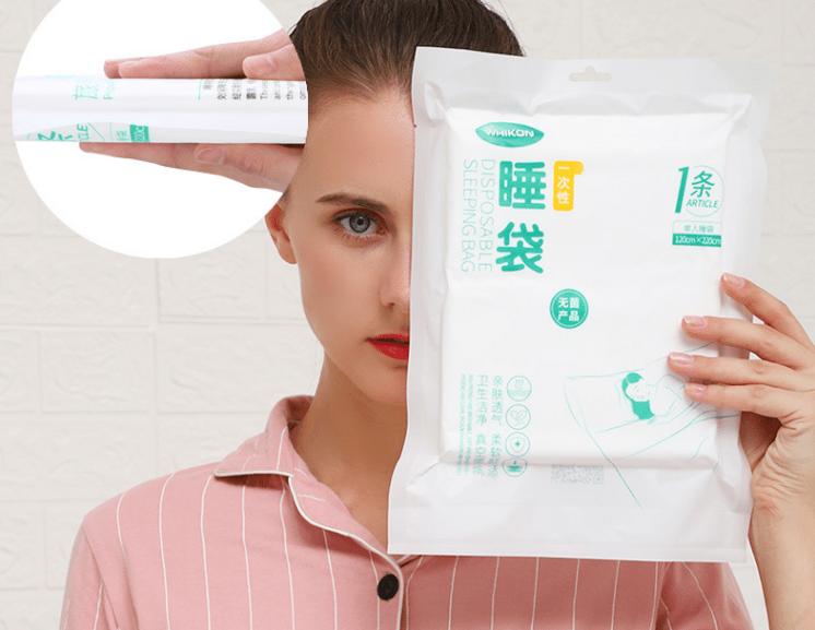 背包旅行需要什么,出去旅游背包里应该放些什么